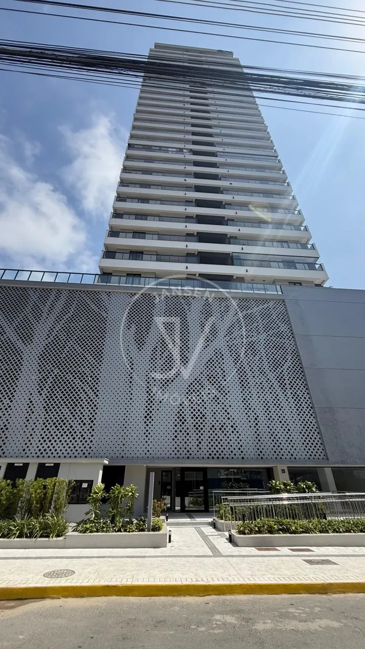 Apartamento Edifício Brava Brezze - foto 1 de 12
