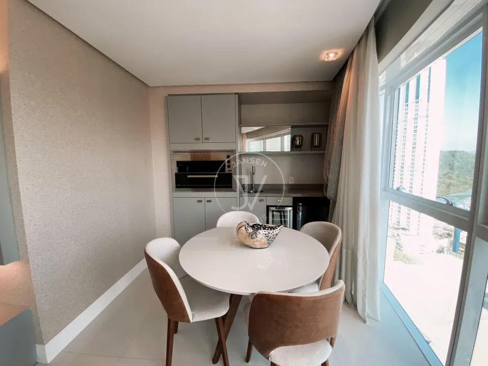 Apartamento Mobiliado No Edifício Magnifique Tower Na Barra Sul De balneário Camboriú Sc - foto 2 de 11