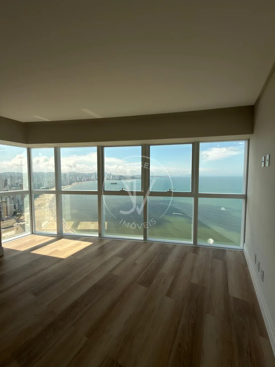 Apartamento No Edifício One Tower Balneário Camboriú - foto 2 de 9