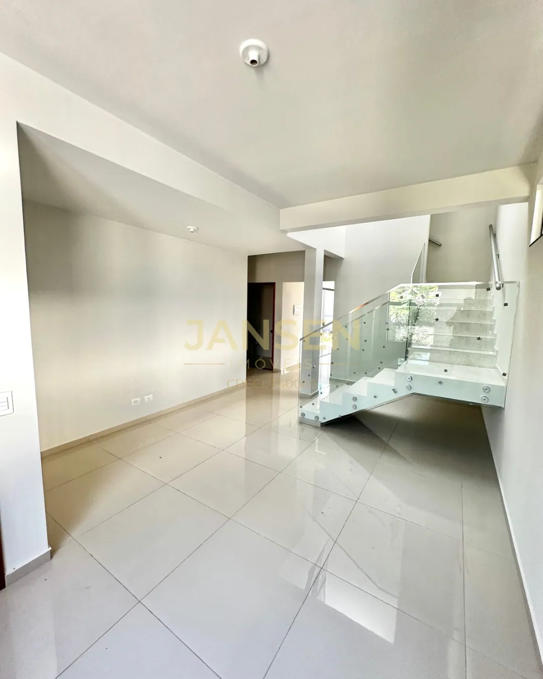 Casa à Venda Jardim Itamaraty Ibiporã - foto 3 de 17