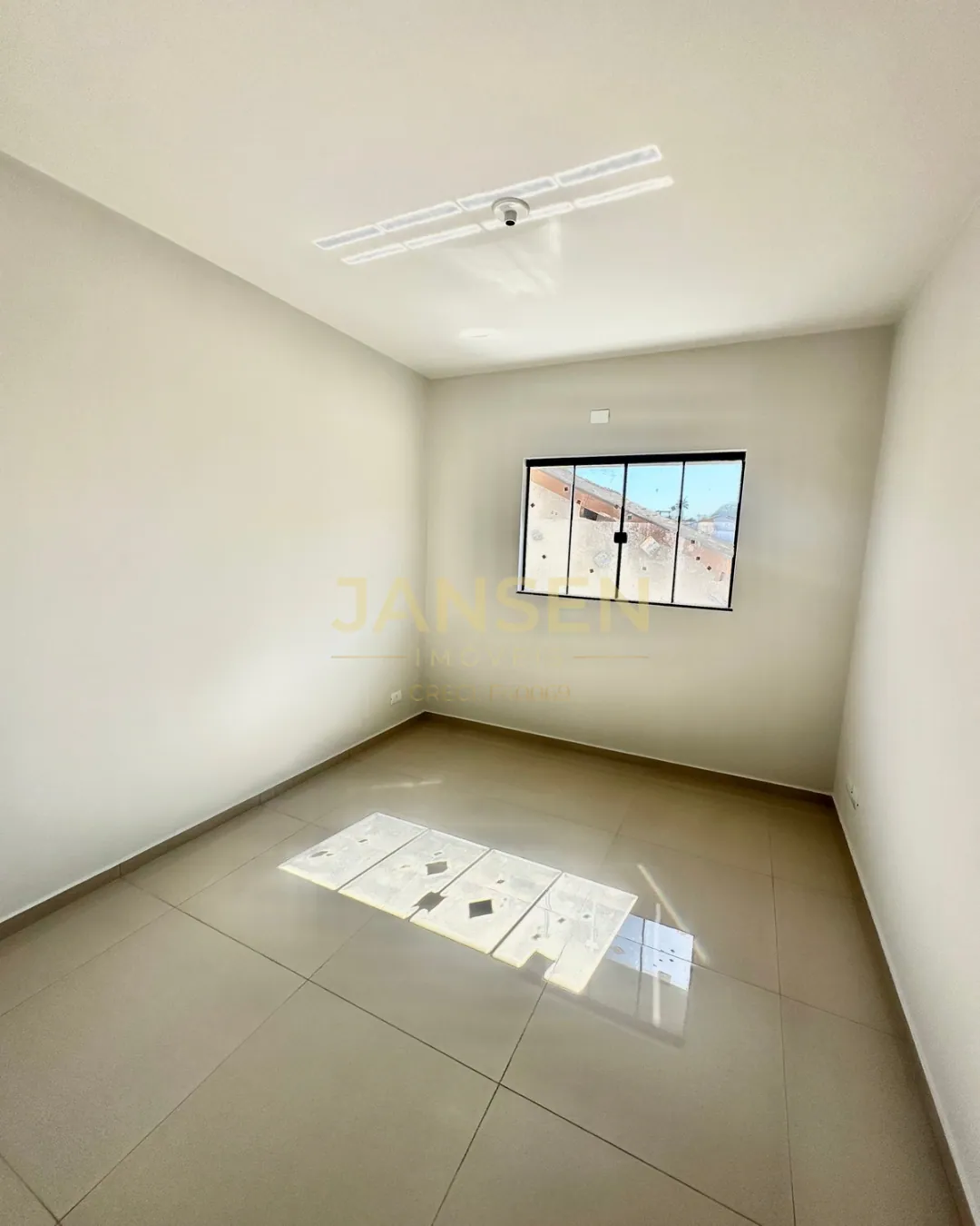 Casa à Venda Jardim Itamaraty Ibiporã - foto 9 de 17