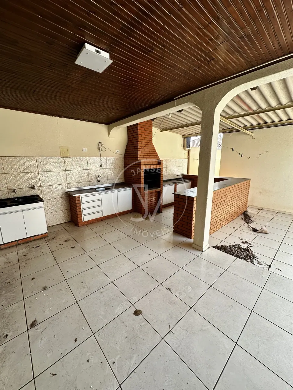 Casa à Venda Na Av Dos Estudantes Em Ibiporã - foto 14 de 16