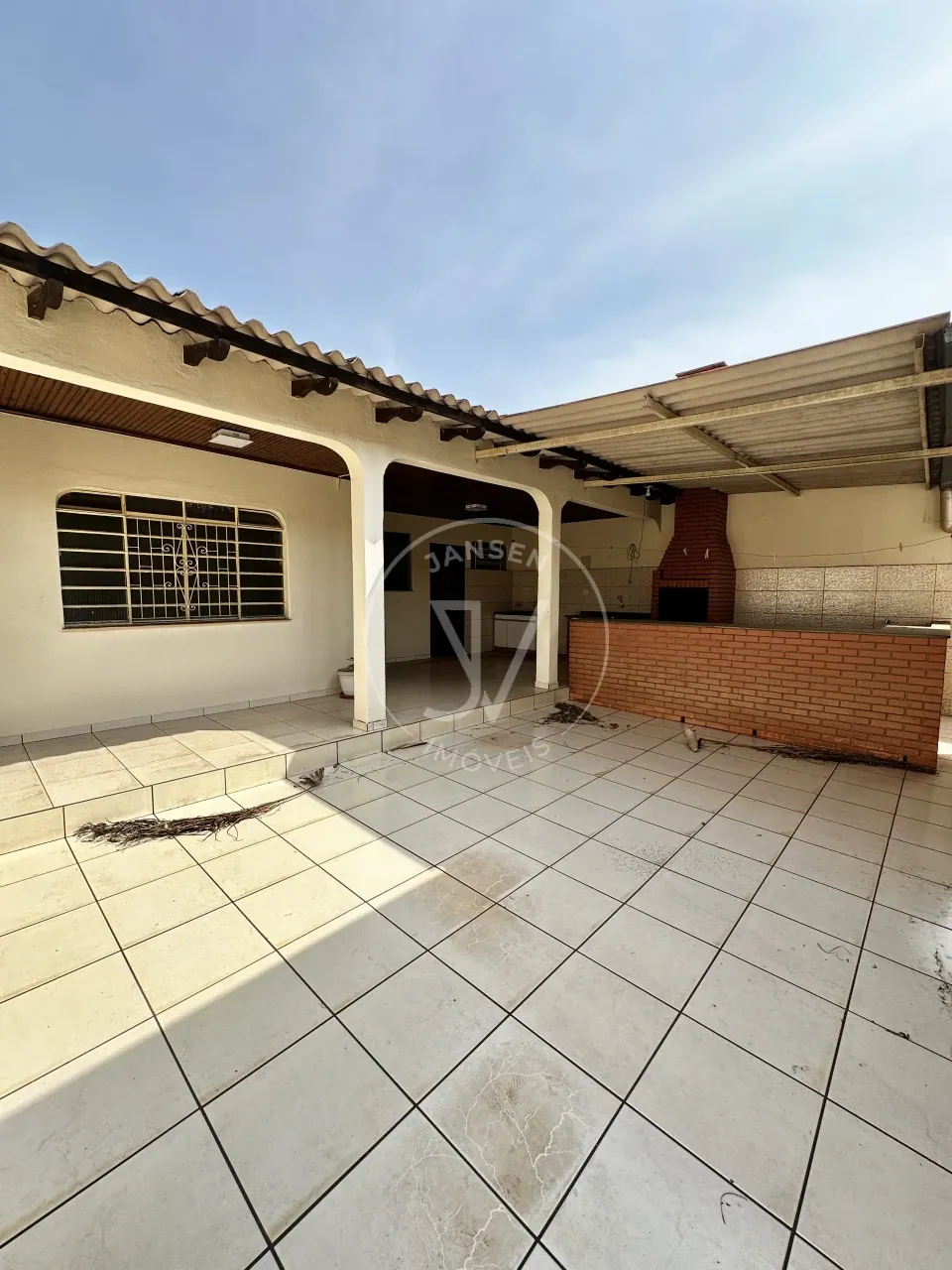 Casa à Venda Na Av Dos Estudantes Em Ibiporã - foto 15 de 16