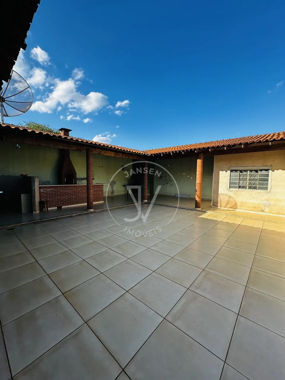 Casa à Venda No Centro De Jataizinho - foto 14 de 20