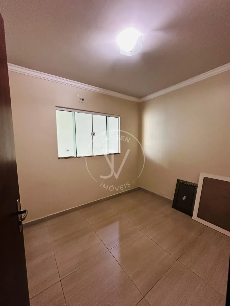 Casa à Venda No Centro De Jataizinho - foto 6 de 20