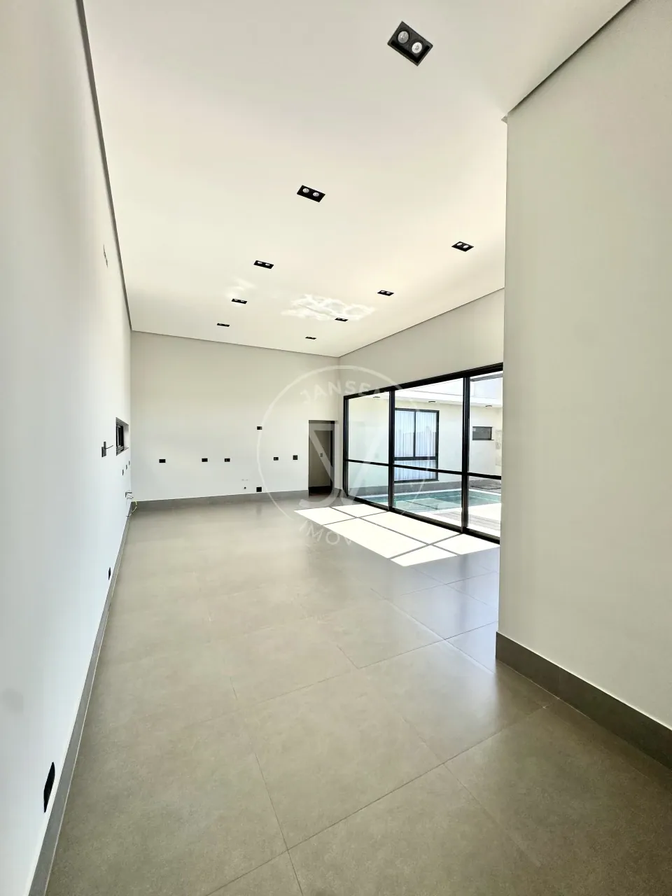 Casa à Venda No Condomínio Royal Boulevard Em Ibiporã - foto 4 de 20