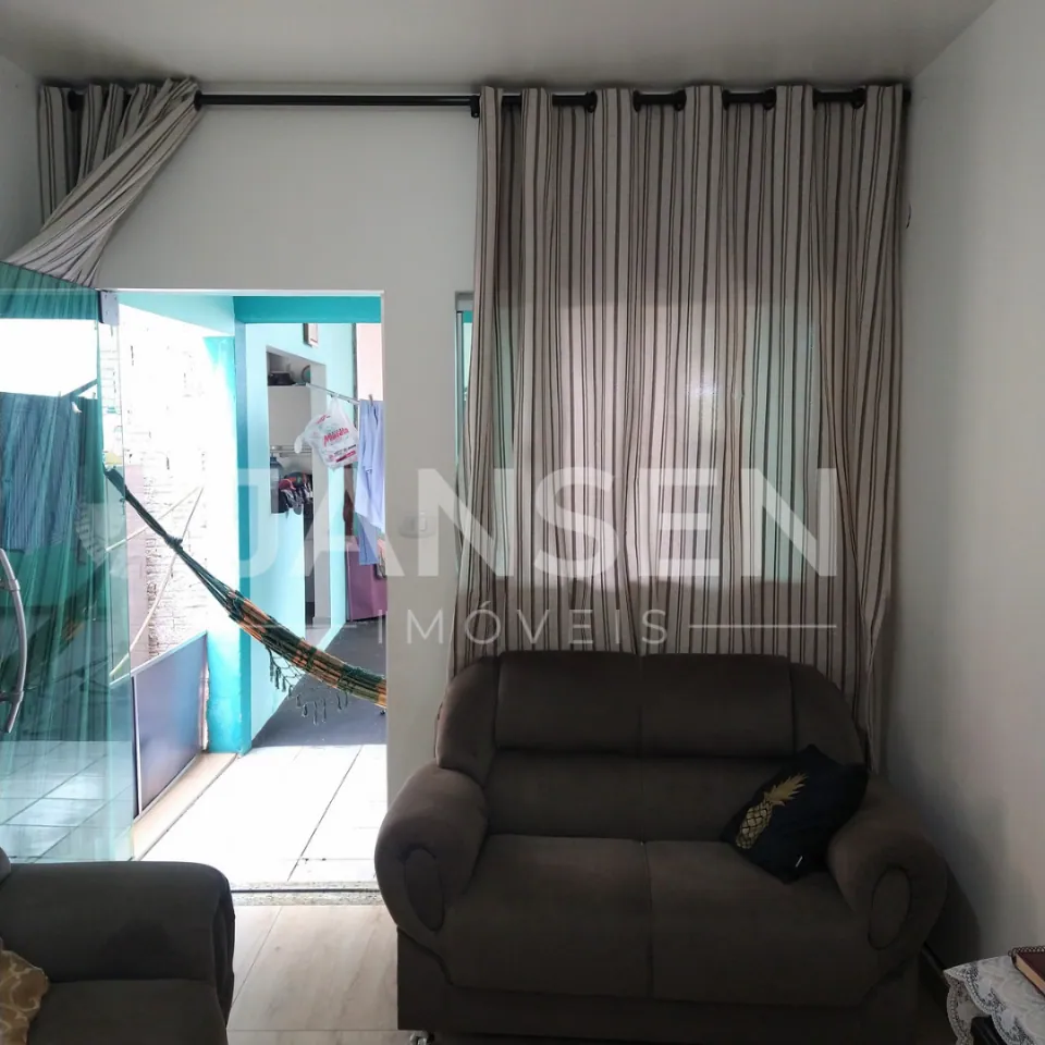 Casa com Barracão comercial - foto 10 de 31