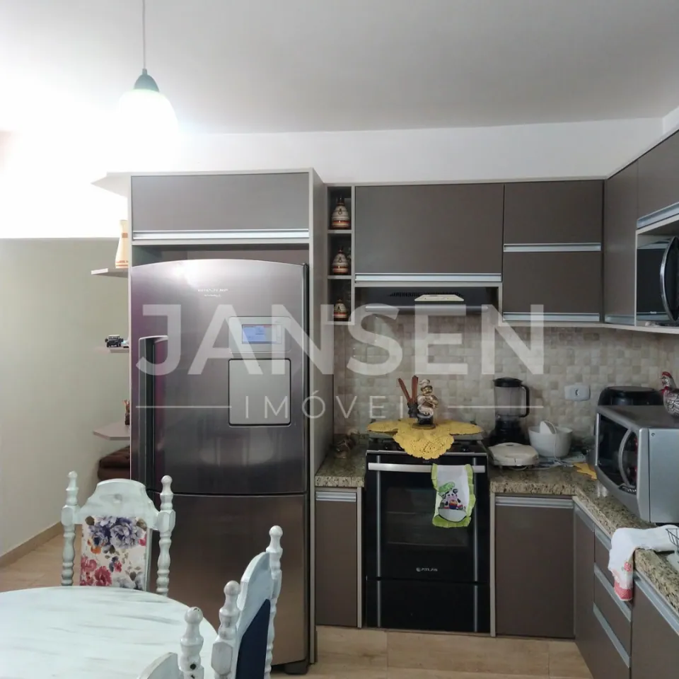 Casa com Barracão comercial - foto 14 de 31
