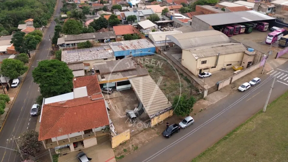 Casa com Barracão comercial - foto 31 de 31