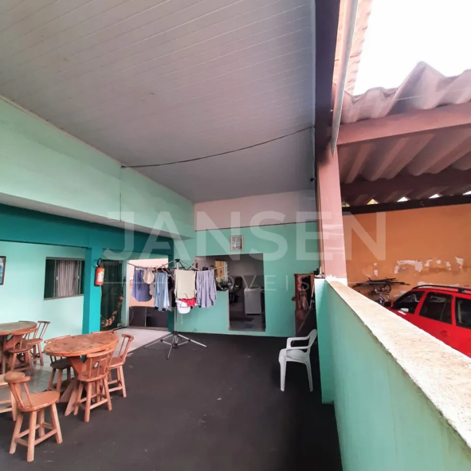 Casa com Barracão comercial - foto 7 de 31