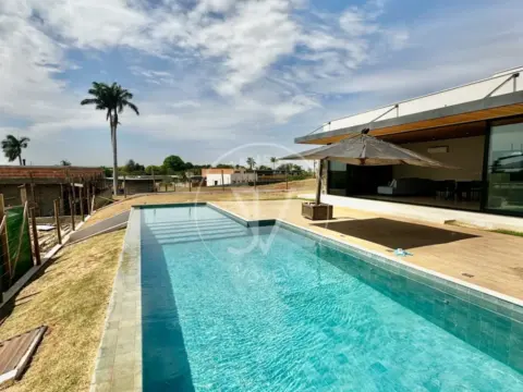 Casa De Alto Padrão à Venda Em Condomínio Estância Punta Del Este