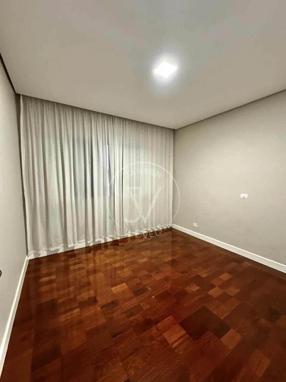 Casa De Alto Padrão à Venda Em Condomínio Fechado Em Ibiporã - foto 15 de 20