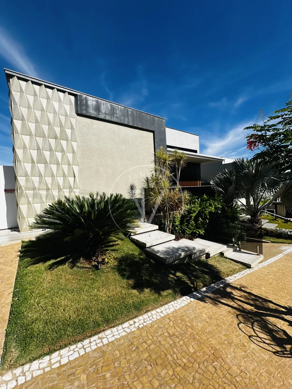 Casa De Alto Padrão à Venda Em Condomínio Fechado Em Ibiporã - foto 3 de 20