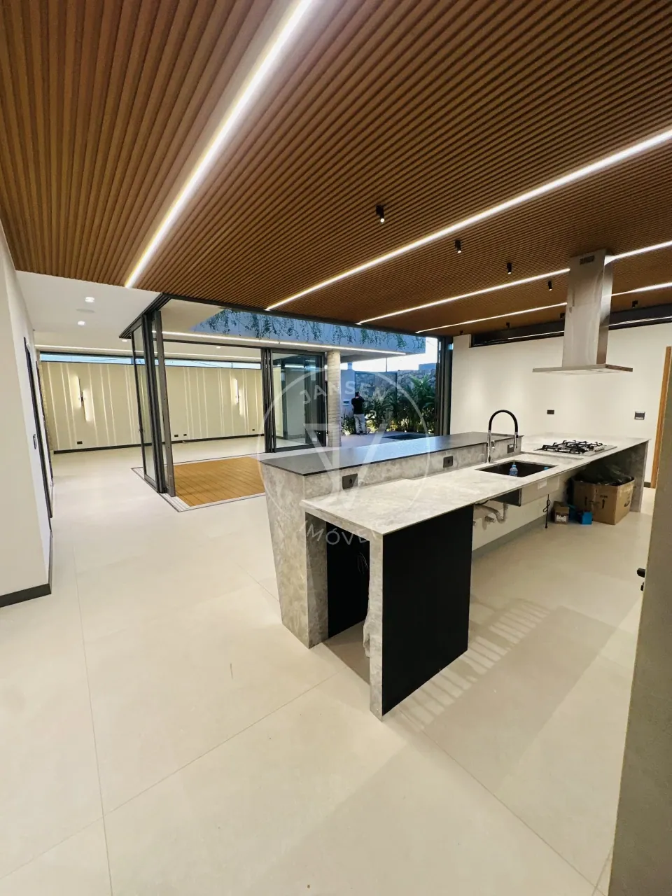 Casa De Alto Padrão à Venda No Condominio Royal Boulevard Em Ibiporã - foto 14 de 20