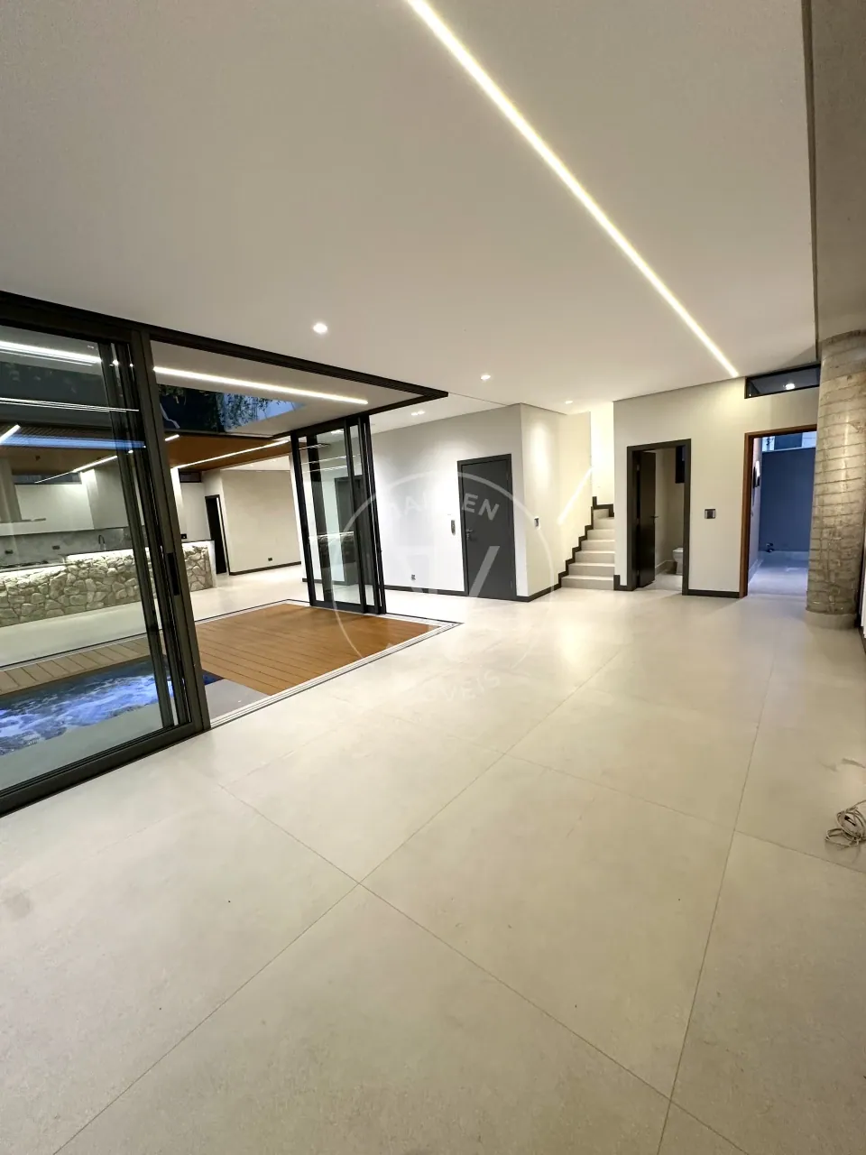 Casa De Alto Padrão à Venda No Condominio Royal Boulevard Em Ibiporã - foto 17 de 20