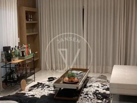 Casa De Alto Padrão Em Condomínio Fechado