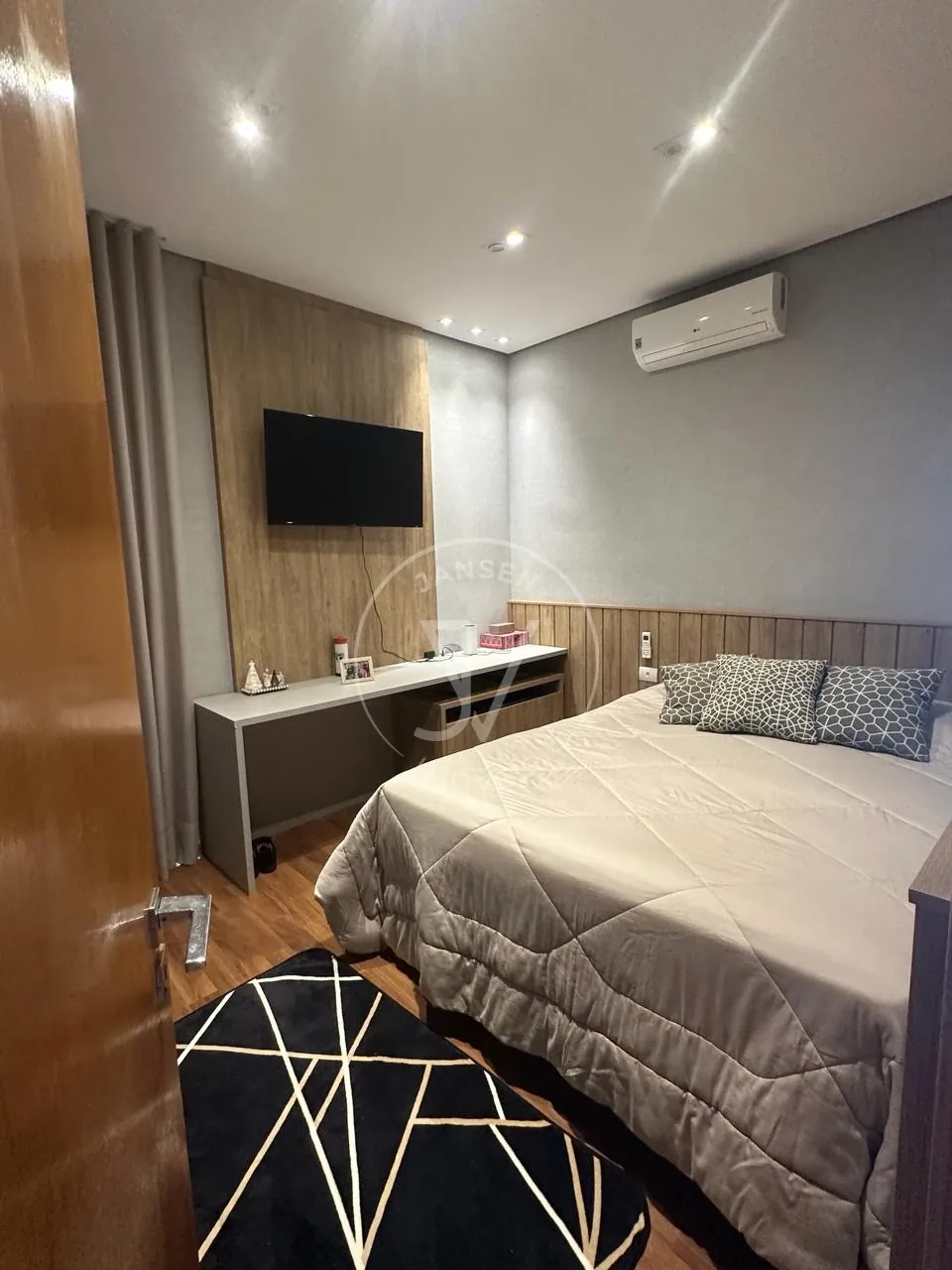 Casa De Alto Padrão Em Condomínio Fechado - foto 15 de 20