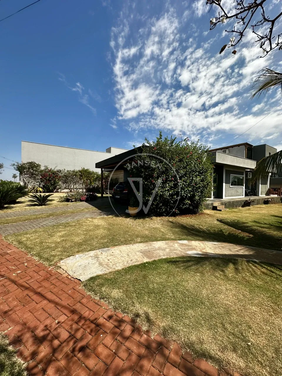 Casa De Alto Padrão Punta Del Este Em Sertaneja PR - foto 3 de 20
