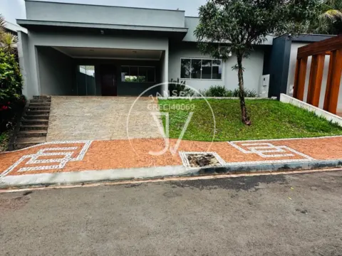 Casa Térrea à Venda Em Condomínio Fechado