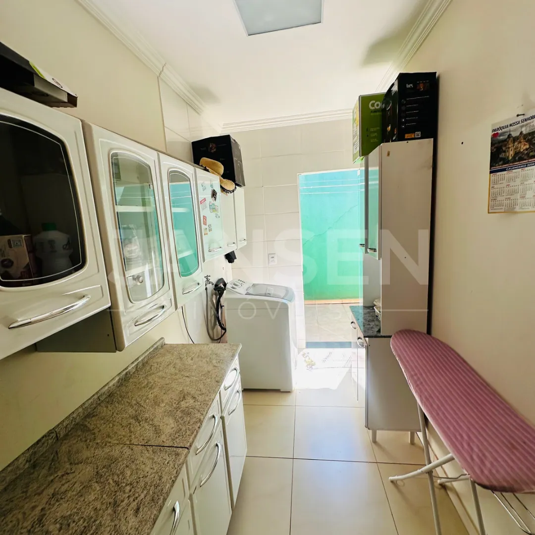 Casa térrea de alto padrão com piscina e amplo espaço gourmet a venda Setor 1 Ibiporã - foto 1 de 19
