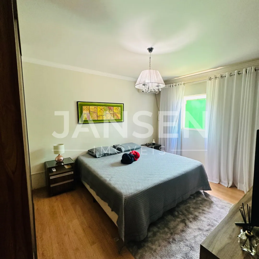 Casa térrea de alto padrão com piscina e amplo espaço gourmet a venda Setor 1 Ibiporã - foto 14 de 19