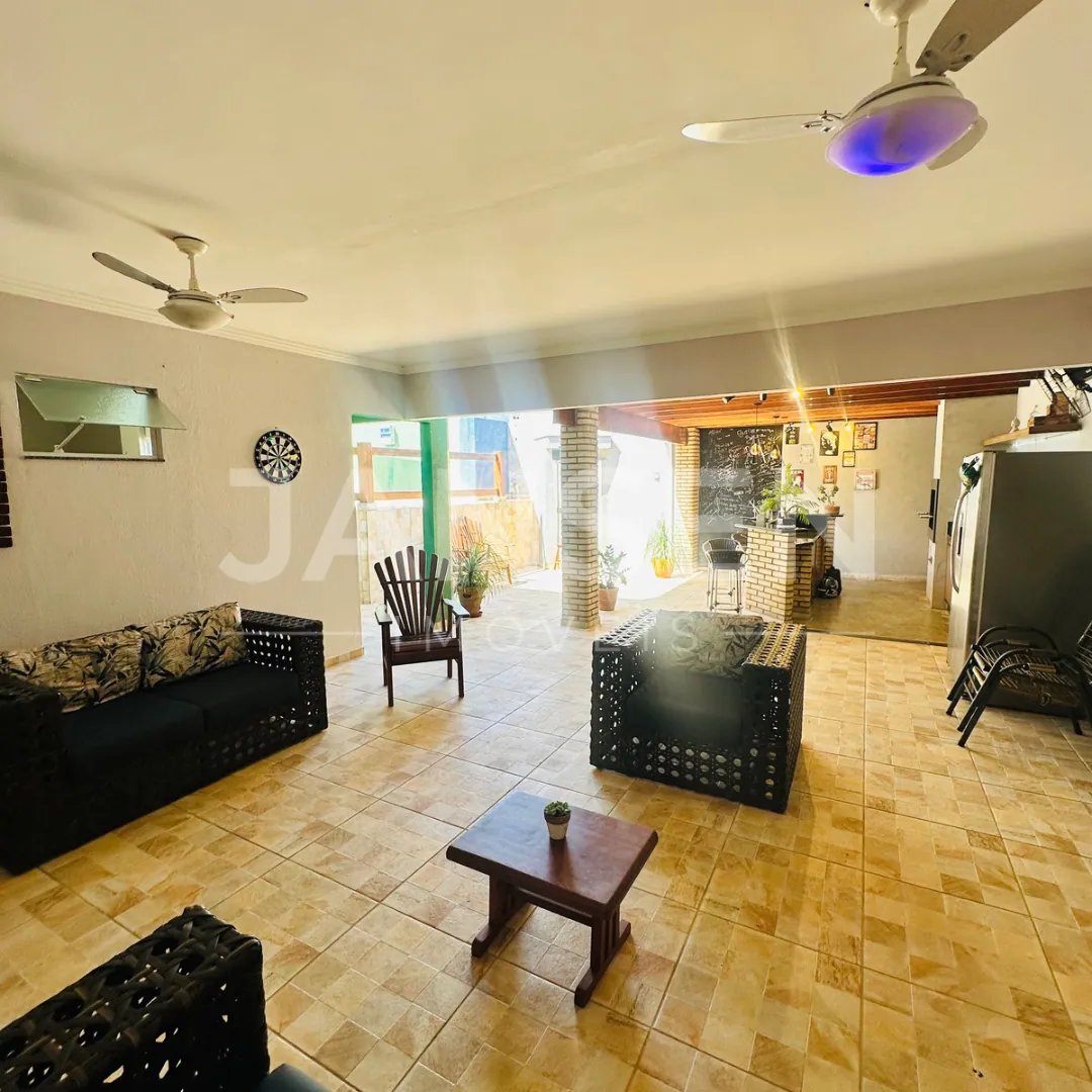 Casa térrea de alto padrão com piscina e amplo espaço gourmet a venda Setor 1 Ibiporã - foto 2 de 19