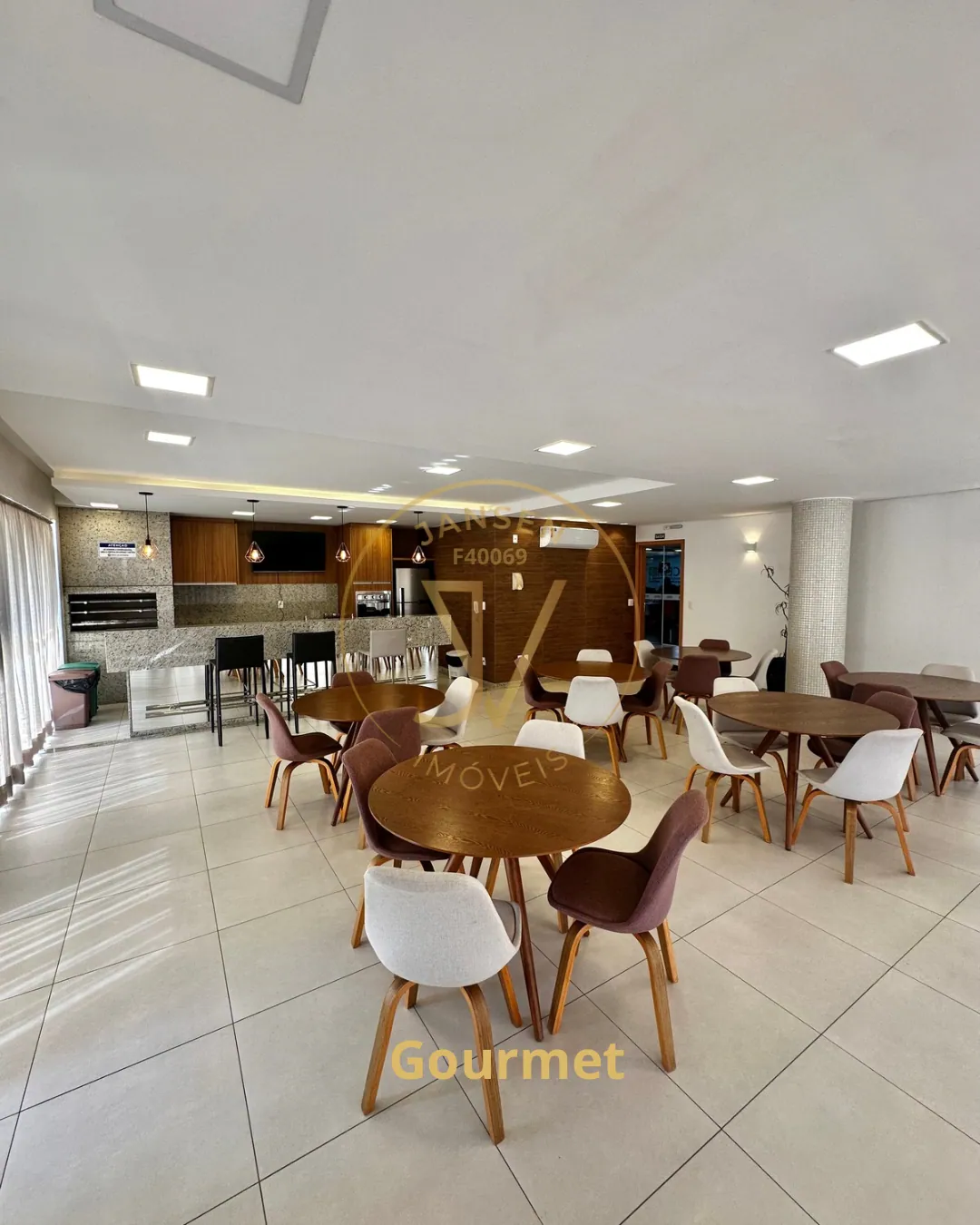 Sala Comercial à Venda Torre D’italia No Centro De Ibiporã - foto 11 de 16