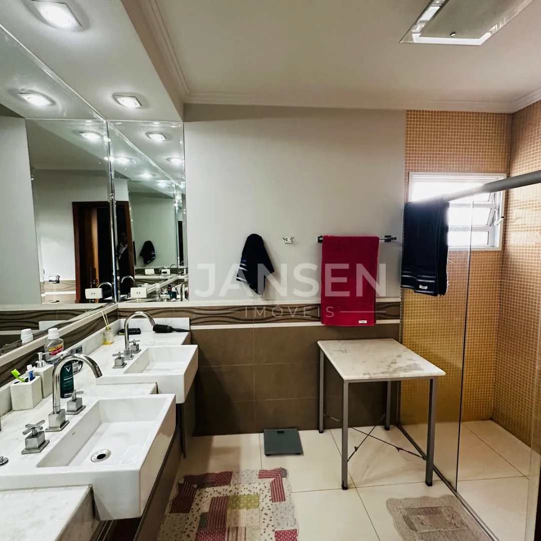 Sobrado de alto padrão com suíte presidencial com Spa, espaço gourmet e lazer incrível… - foto 20 de 31