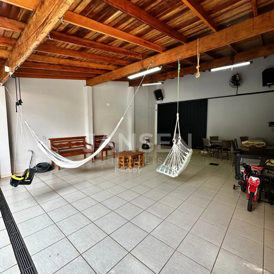 Sobrado de alto padrão no centro de Ibiporã com uma área de espaço de lazer incrível - foto 23 de 31